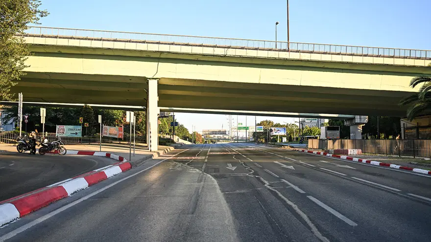 BAZI YOLLAR KAPATILDI BAZI YOLLAR KAPATILDI