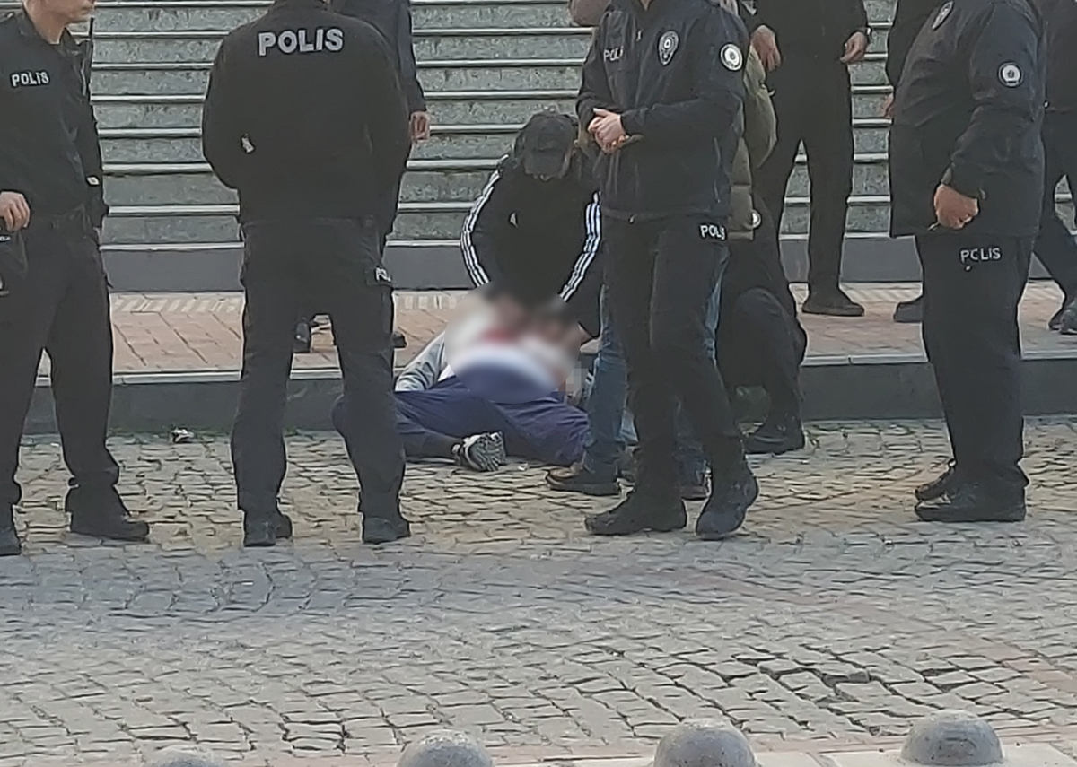 Tahliye edilen tacizcisini duruşma çıkışında öldürdü