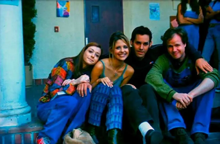 Ünlülerin dikkat çeken eski fotoğrafları 6