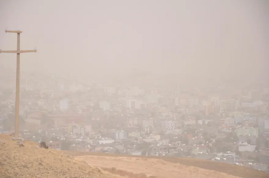 Cizre'de kum fırtınası 2 Cizre'de kum fırtınası 2