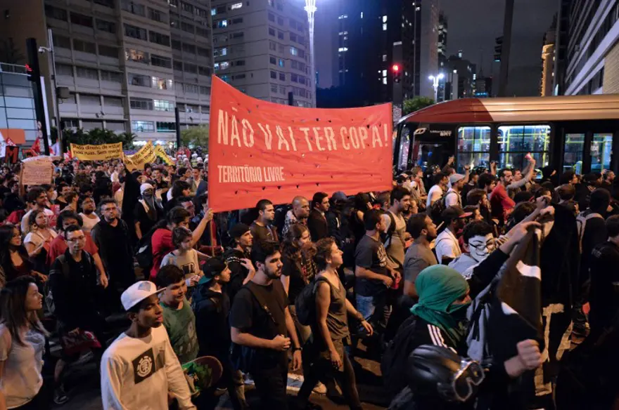 Brezilya'da Dünya Kupası protestosu 6