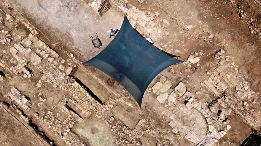 Bin 500 yıllık kilise kalıntısında bulundu! "Amfora" ve "Deniz Yıldızı" 6