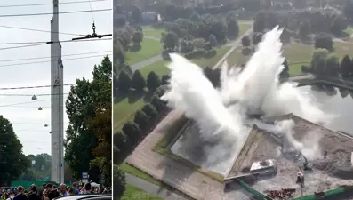 Sovyet eseri canlı yayında yıkıldı