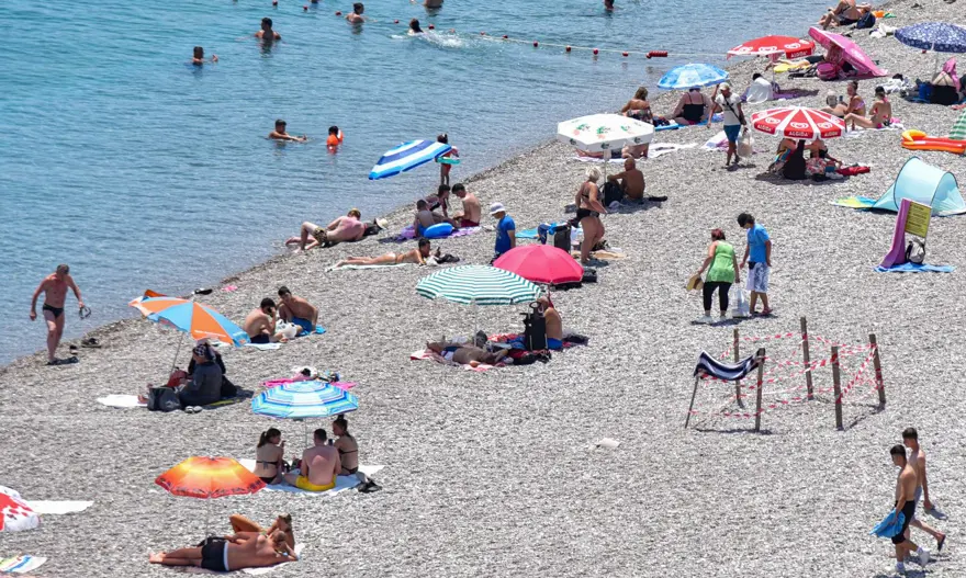 Caretta caretta yuvası çamaşır askısı oldu 4