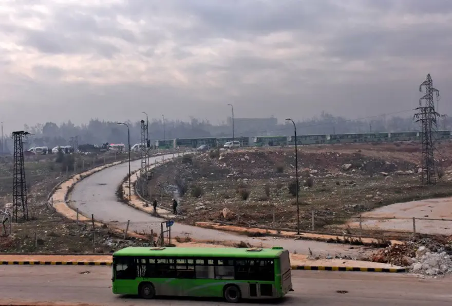 Halep'ten şimdiye kadar 12 bin sivil tahliye edildi 6