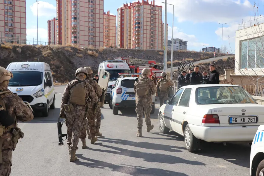 Kayseri'de hareketli dakikalar: 7 yaşındaki oğlunu vurup kendini eve kilitledi 2