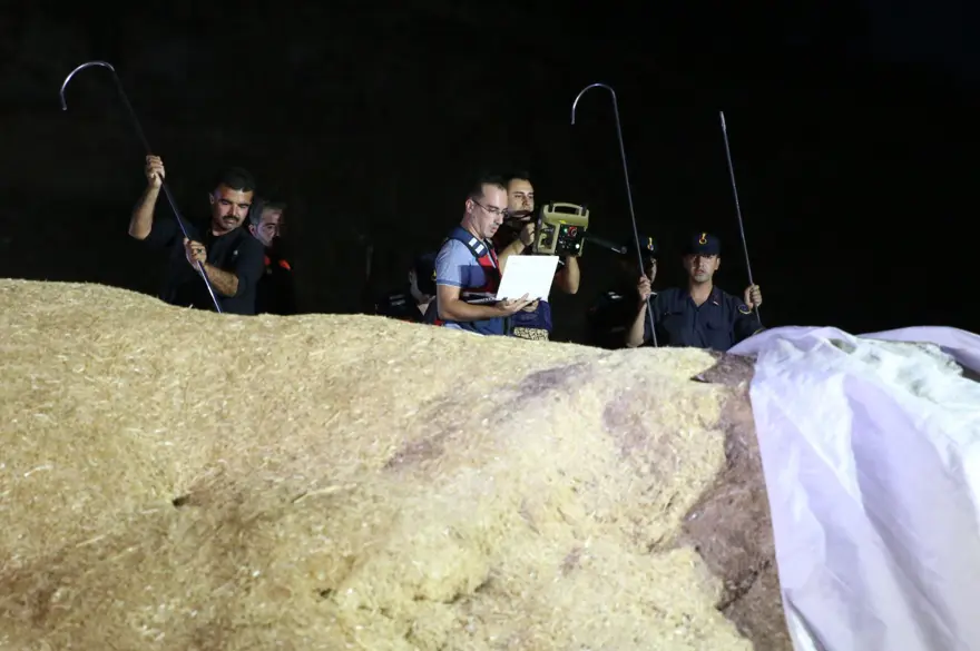 Kayıp Narin bulundumu? Narin Güran’ı arayan ekipler ihbar üzerine harekete geçti: Çalışmalarderede yoğunlaştı 27