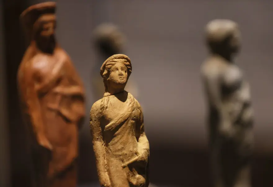 Apollon heykelleri ilk kez ziyaretçisiyle buluştu 18