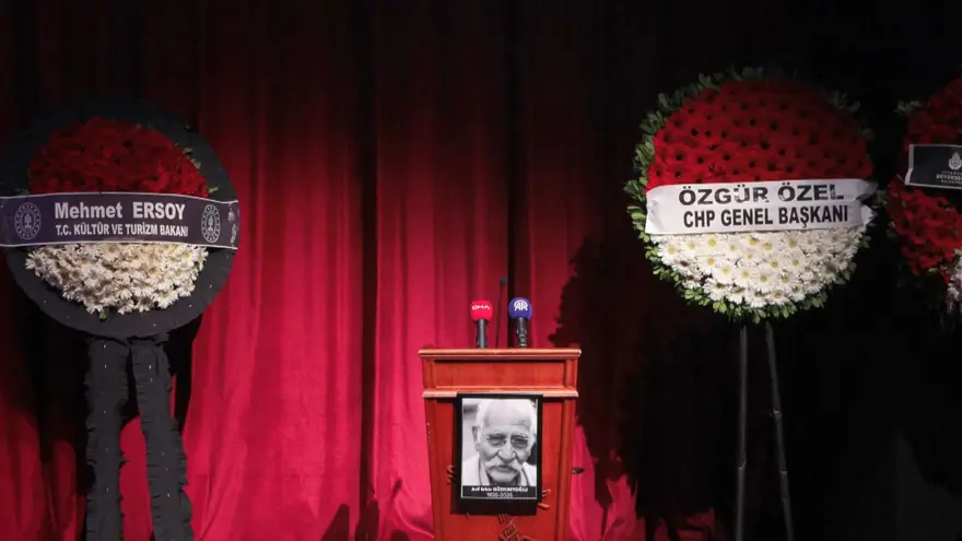 Yabancı Damat'ın Memik Dede'si Arif Erkin Güzelbeyoğlu son yolculuğuna uğurlandı 2 Yabancı Damat'ın Memik Dede'si Arif Erkin Güzelbeyoğlu son yolculuğuna uğurlandı 2