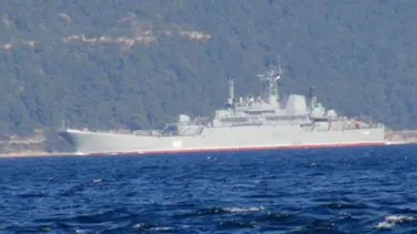 Çanakkale Boğazı'ndan Rus savaş gemisi geçti