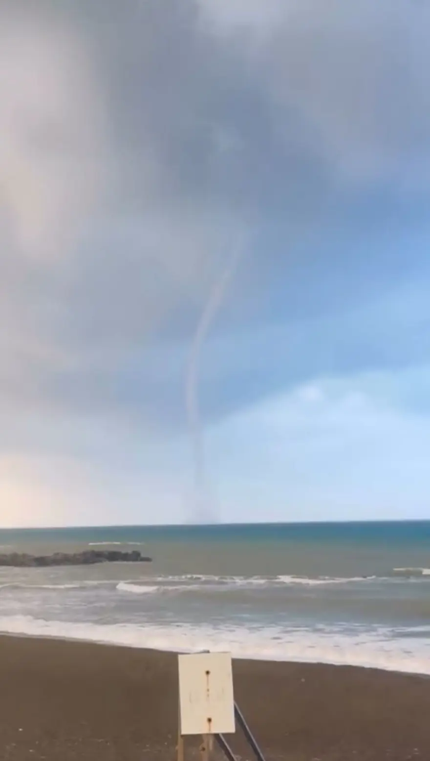 İSKENDERUN'DA DA HORTUM OLUŞTU 9