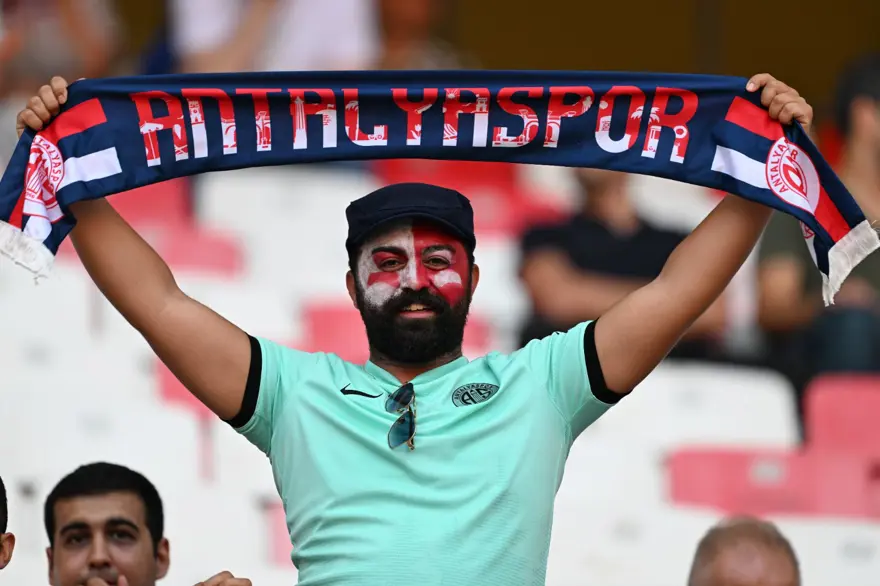 Fenerbahçe, Antalya'dan 3 puanla dönüyor 19