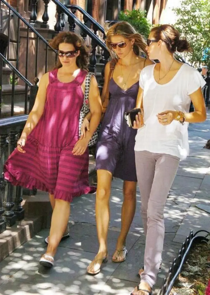 Ünlüler ve kardeşleri 16 Ünlüler ve kardeşleri 16