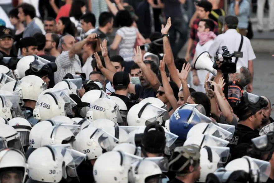 Taksim'de gerginlik 61