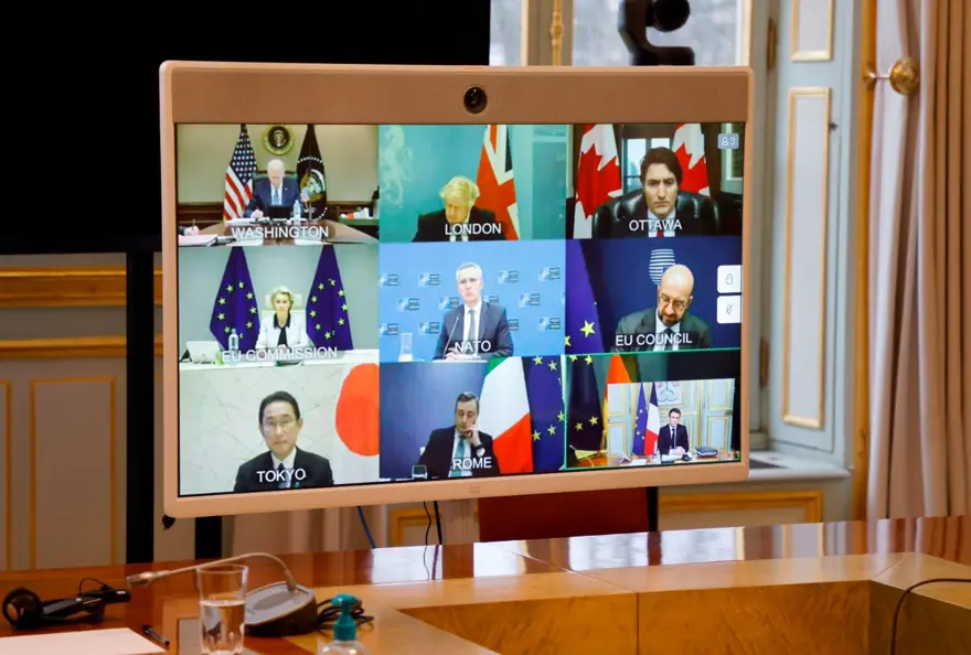 NATO'nun ilk kez görevlendirdiği askeri güç: 40 bin kişilik Mukabele Kuvveti 9 NATO'nun ilk kez görevlendirdiği askeri güç: 40 bin kişilik Mukabele Kuvveti 9