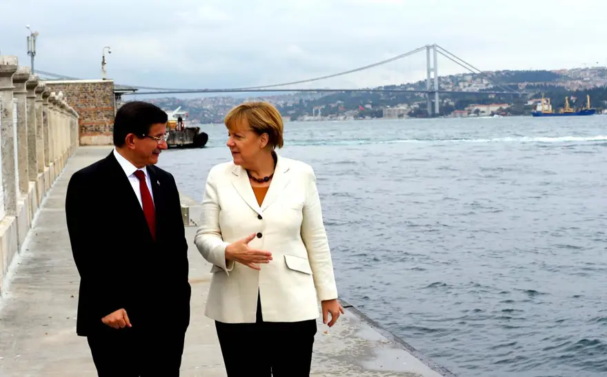 Merkel'den Davutoğlu'na Atatürk sorusu 4 Merkel'den Davutoğlu'na Atatürk sorusu 4
