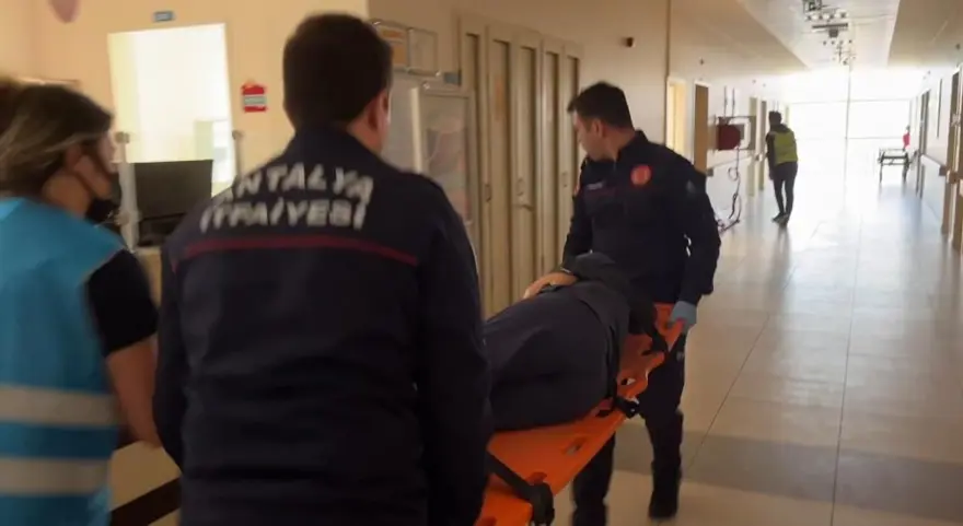 Gerçeğiaratmayan tatbikat: Kendini rolüne kaptırdı, güçlükle sakinleştirildi 3