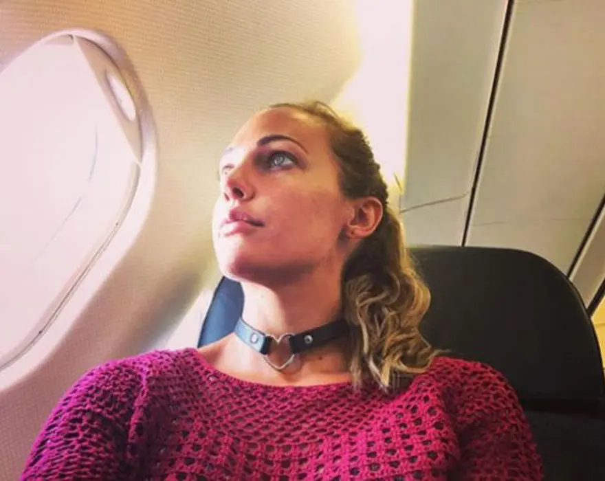 Uçakta rahatsızlanan Meryem Uzerli hastaneye kaldırıldı 12