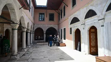 Topkapı Sarayı'nın hareminde yeni bölüm. Kadınefendiler ve Cariyeler Taşlığı ziyarete açıldı