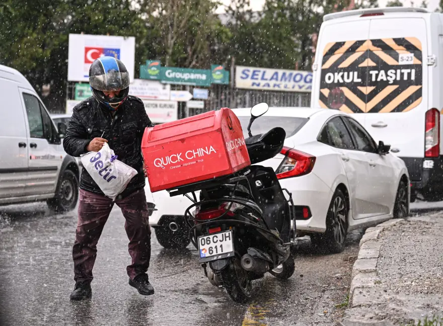 Ankara'da şiddetli sağanak 8