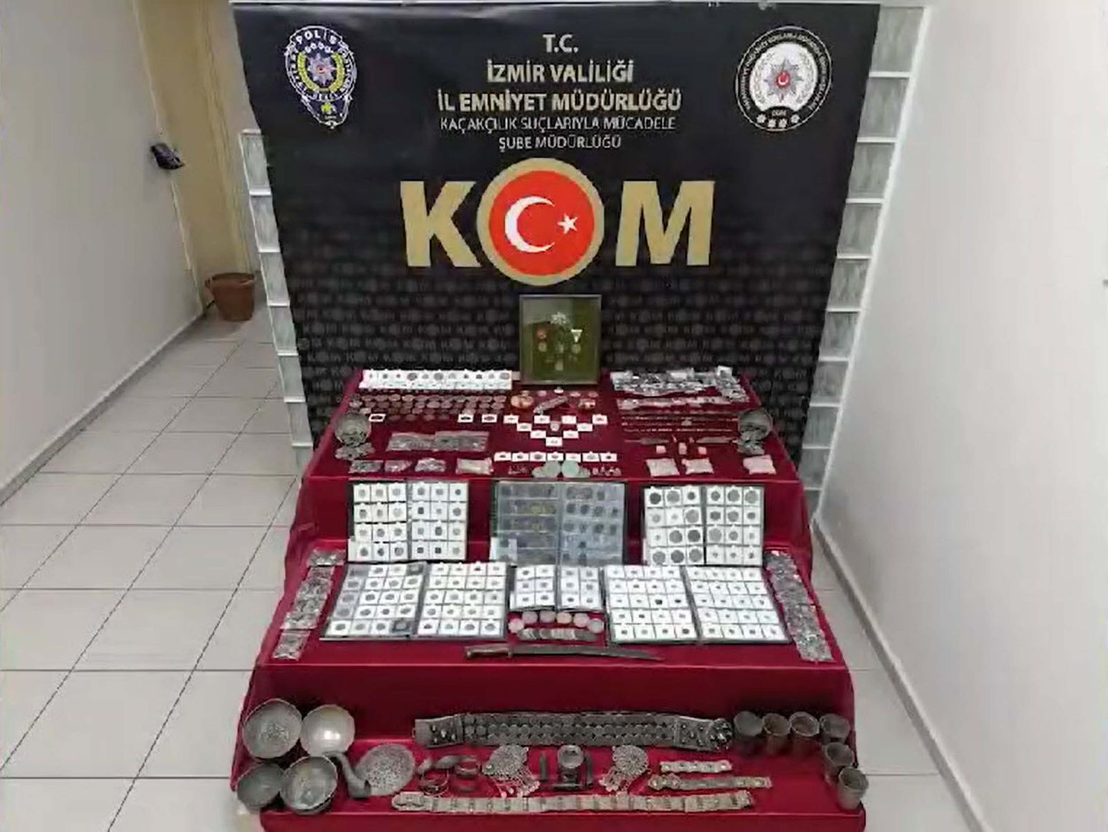 İzmir'de 20 milyon liralık tarihi eser operasyonu: Bir gözaltı