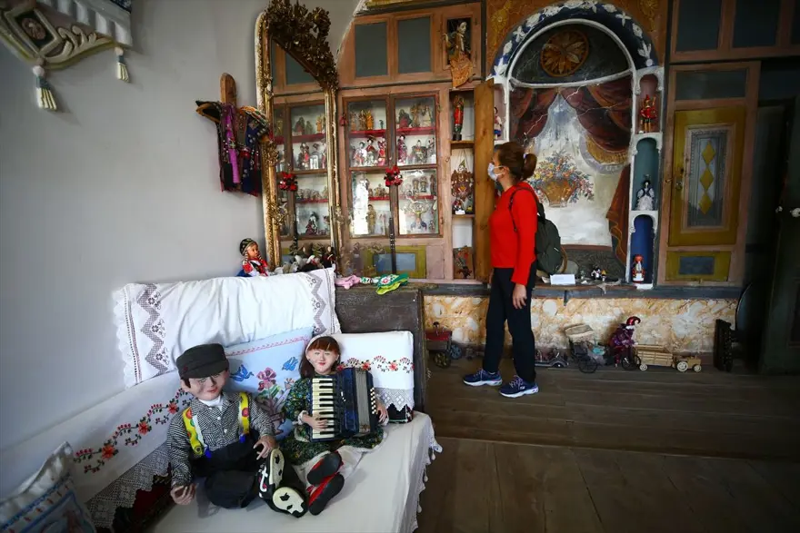 Kapadokya Sanat ve Tarih Müzesi'nde 80 ülkeden 3 bin 200 folklorik bebek sergileniyor 11