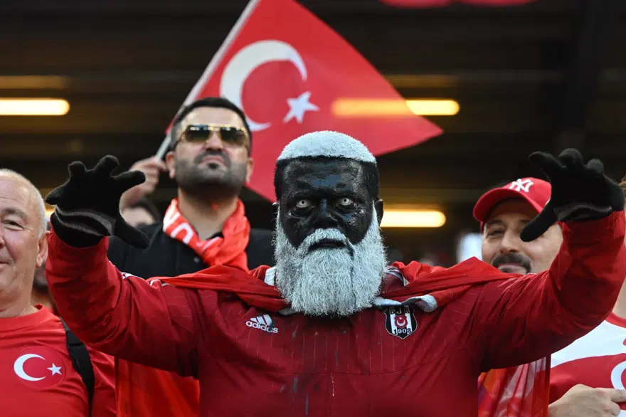Türkiye, Çekya karşısında kazanarak EURO 2024'te son 16'ya kaldı 40