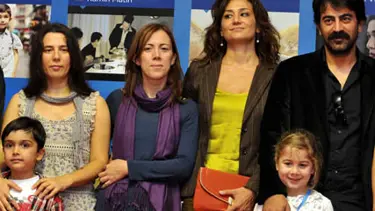 Teyze yazdı, anne yönetti, kızı oynadı