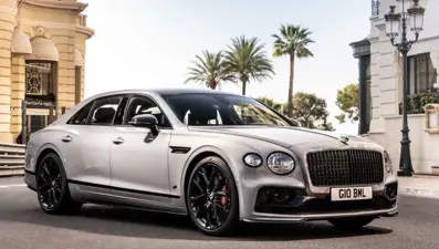 Bentley Flying Spur S ortaya çıktı