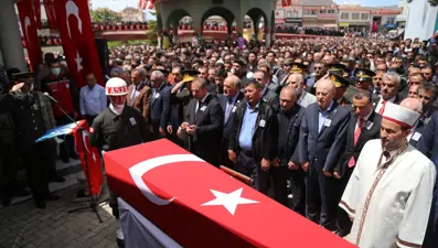 Pençe-Kilit şehidine veda