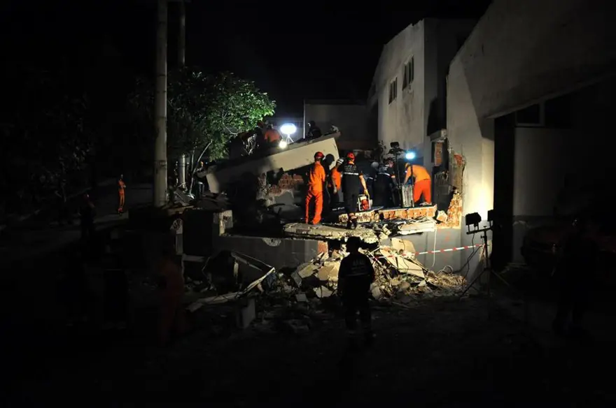 Gerçeği aratmayan deprem tatbikatı 12