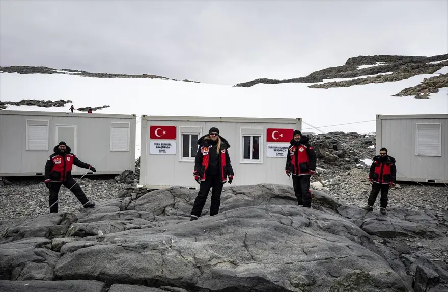 Türkiye'nin geçici bilim üssü kurduğu beyaz kıta Antarktika hakkında bilinmeyenler 42