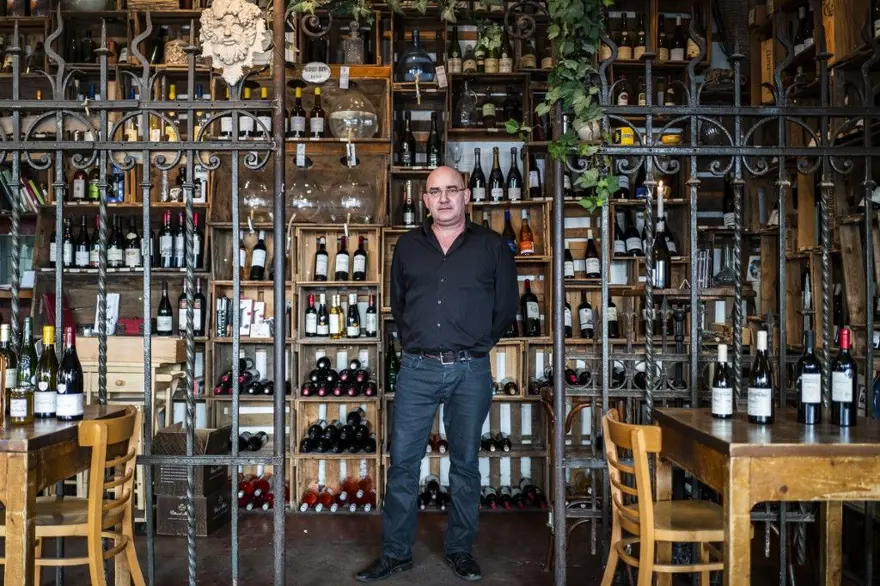 Karantinayı adım adım kaldıran Almanya'da endişelendiren gelişme 4