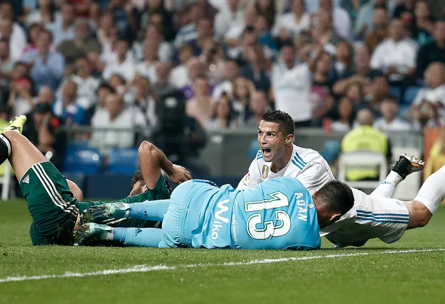 Real Madrid ligde ilk yenilgisini aldı 5