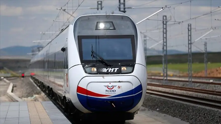 Yüksek Hızlı Tren (YHT) bilet fiyatları 2025: YHT bilet fiyatları ne kadar oldu? (İstanbul, Ankara, Eskişehir YHT bilet fiyatları) 
