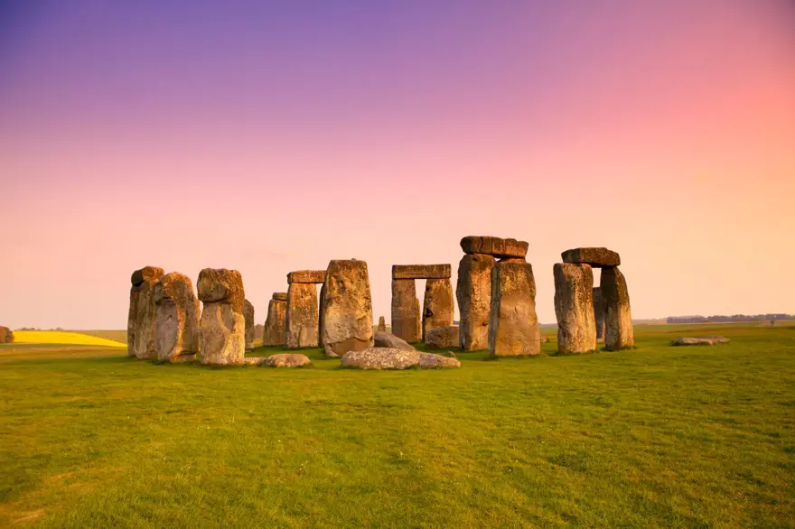 Stonehenge tarihçileri ikiye böldü: 5 bin yıllık taşlar nasıl ortaya çıktı? Stonehenge tarihçileri ikiye böldü: 5 bin yıllık taşlar nasıl ortaya çıktı?