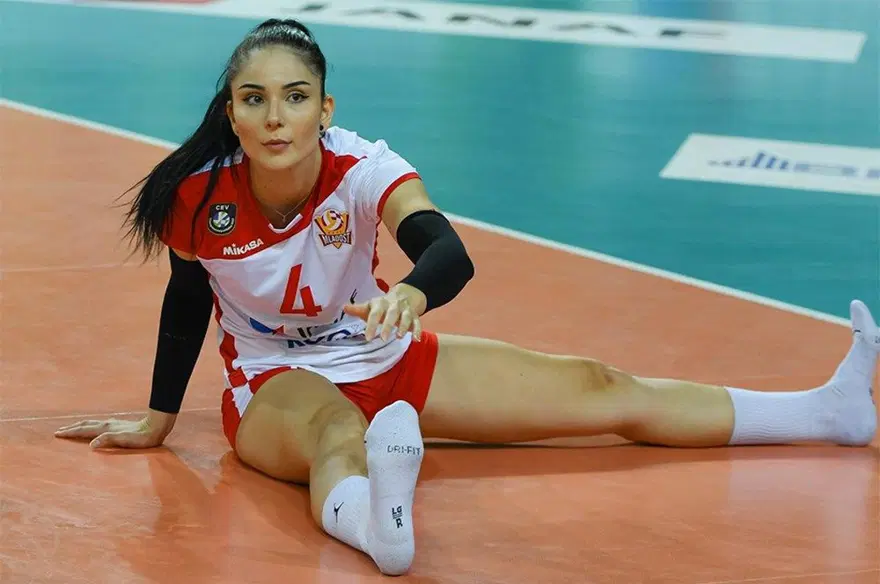 En zengin kadın voleybolcular açıklandı: Ebrar Karakurt ve Zehra Güneş listede En zengin kadın voleybolcular açıklandı: Ebrar Karakurt ve Zehra Güneş listede