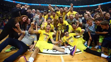 Fenerbahçe şampiyonluğunu ilan etti