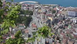 Tüm Karadeniz sahiline dikkat: "6,6 büyüklükteki deprem sarsıntısına sigortalanmıştır" Tüm Karadeniz sahiline dikkat: "6,6 büyüklükteki deprem sarsıntısına sigortalanmıştır"