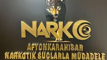 Peçeteye emdirilmiş uyuşturucu ele geçirildi