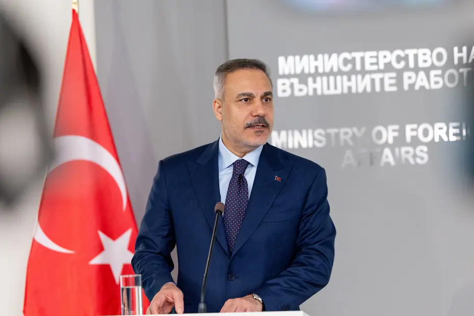 Bakan Fidan: Bir an önce taraflar müzakere masasına dönmeli