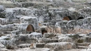 Perre Antik Kenti'nde 1800 yıl önceki üzüm işliği canlandırılacak
