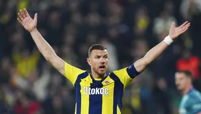 Eli alçıya alınmıştı: Fenerbahçe'den Edin Dzeko kararı