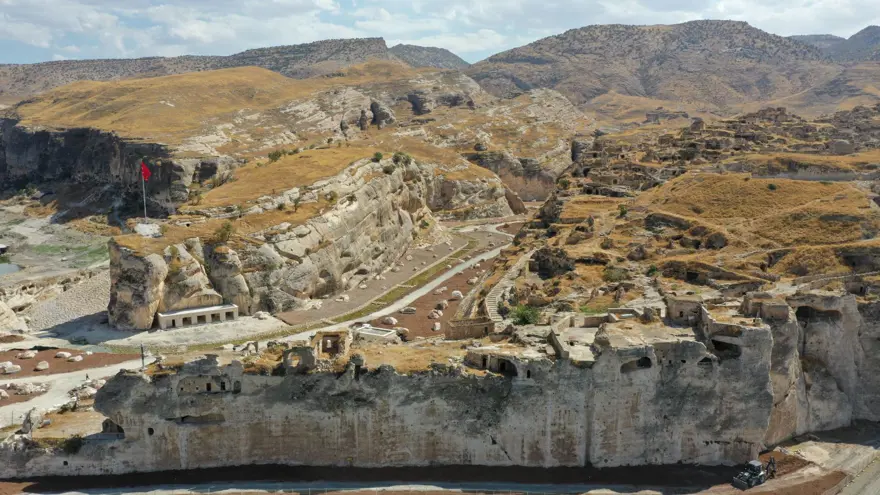 Hasankeyf'teki kazılar Asurlulardan Cumhuriyet dönemine kadar izleri ortaya çıkardı 2
