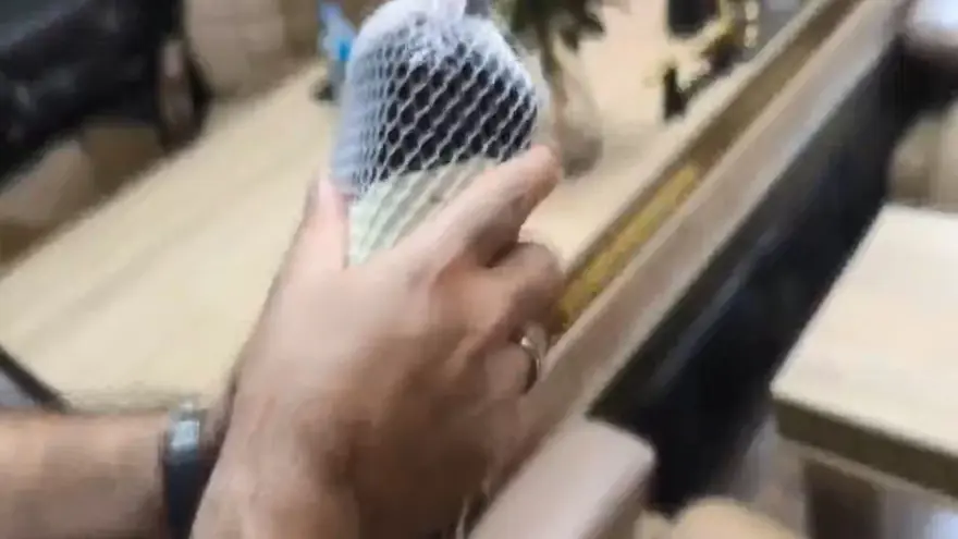 Kaçak alkollere barkod basıp satıyorlarmış: Litrelerce ele geçirildi 5