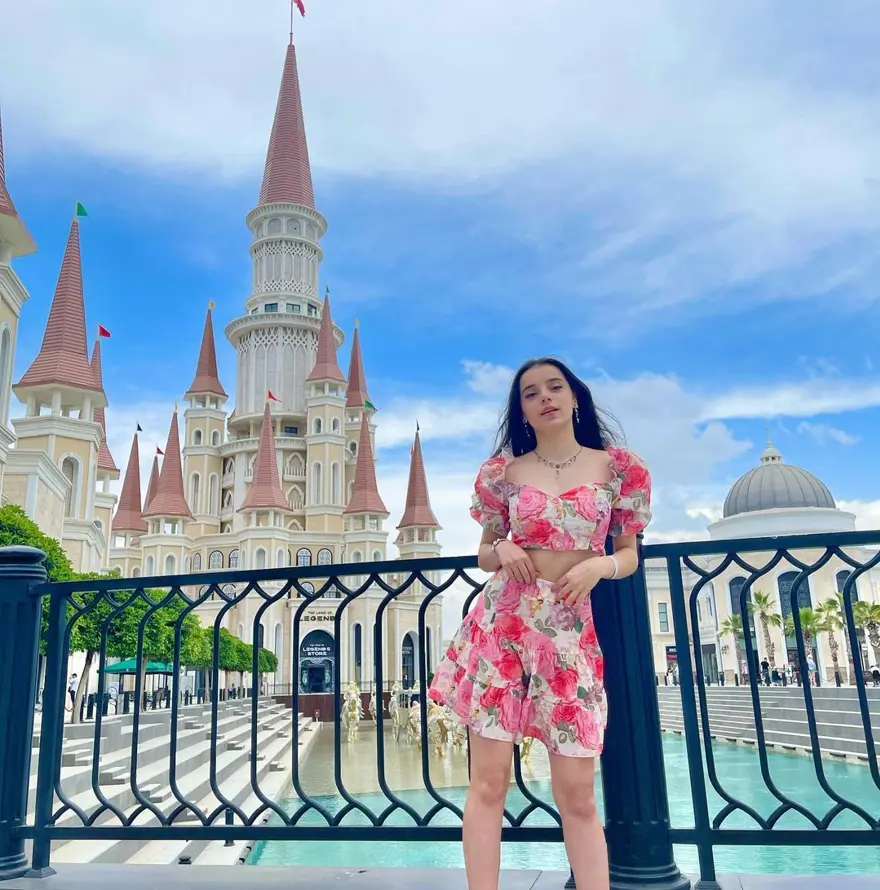 TikTok'un en çok takip edilen fenomenleri Nursema Altuntaş, Ceren Yaldız ve Yeliz Korkmaz konuştu, ntv,röportaj 23