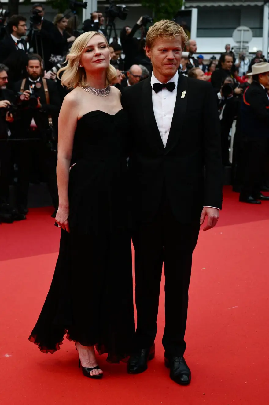 Leonardo DiCaprio'nun yeni filmi"Killers of the Flower Moon" Cannes'da 9 dakika boyunca alkışlandı 8 Leonardo DiCaprio'nun yeni filmi"Killers of the Flower Moon" Cannes'da 9 dakika boyunca alkışlandı 8