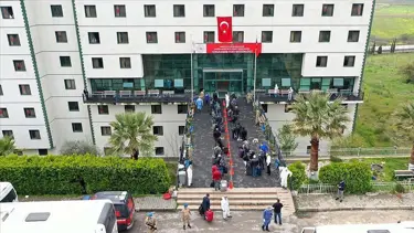 Bakan Kasapoğlu: 12 bin 912 kişi yurtlarda karantinada