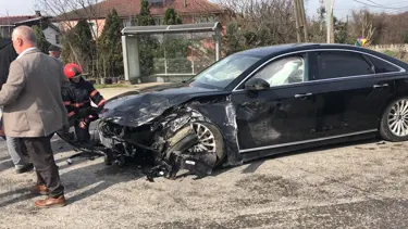 AK Parti Sakarya Milletvekili Ali İnci trafik kazasında yaralandı