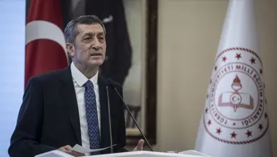 Bakan Selçuk lise öğrencilerine önerilerde bulundu